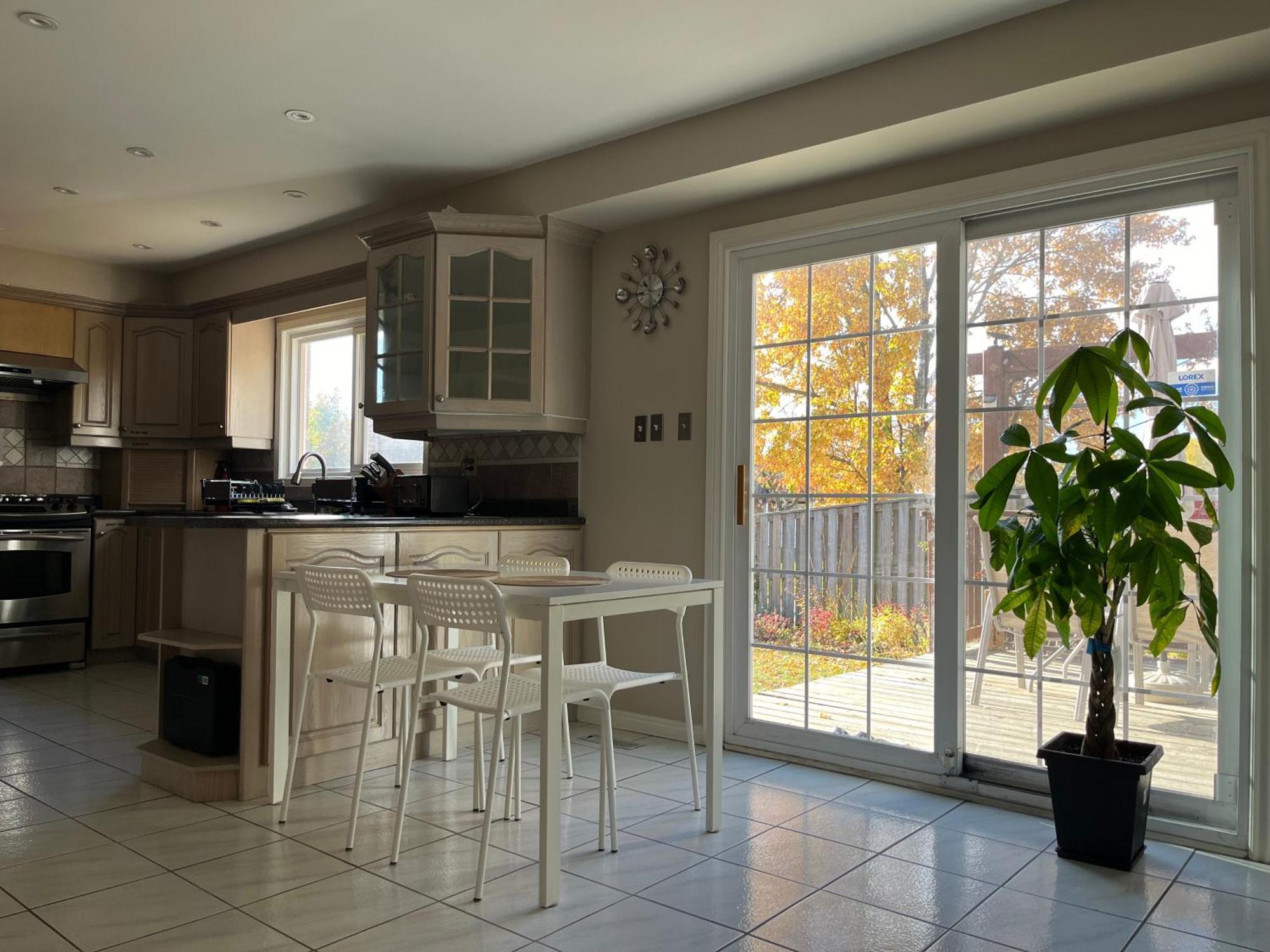 Comfort Rooms Near Toronto Airport Μισισάουγκα Εξωτερικό φωτογραφία